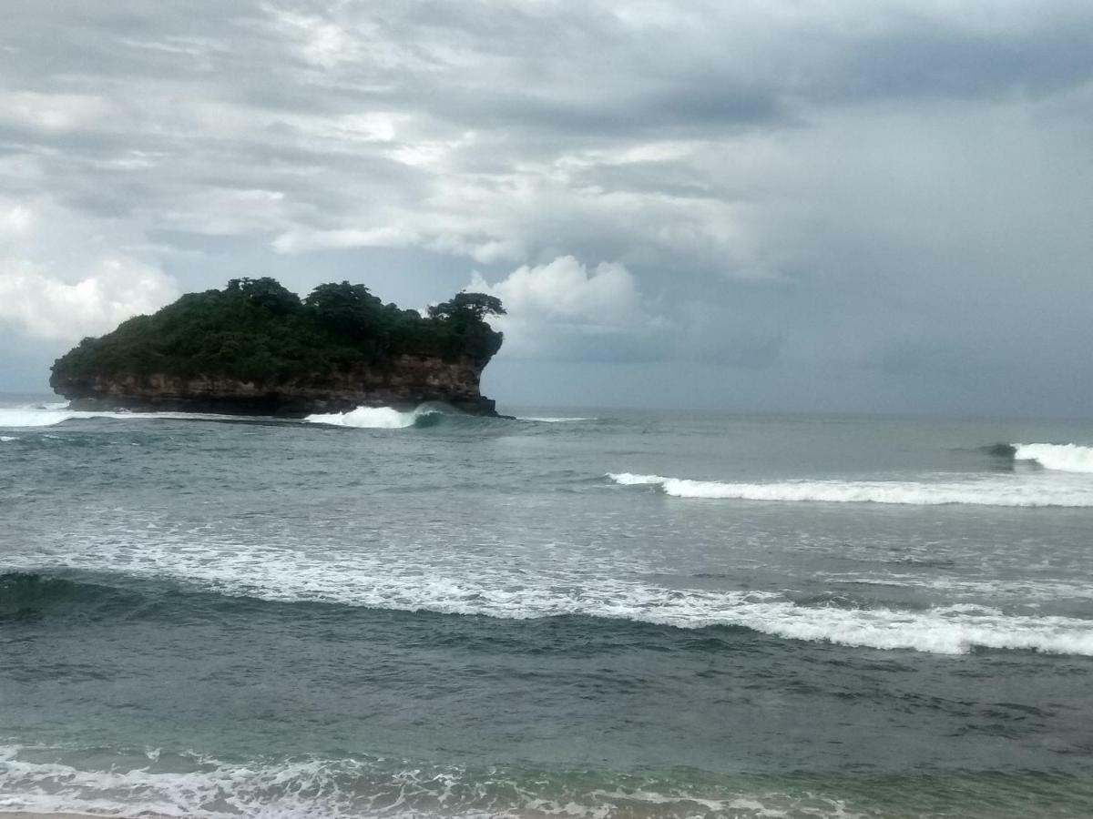 Harry'S Ocean House Watukarung Homestay Kalak Exteriér fotografie